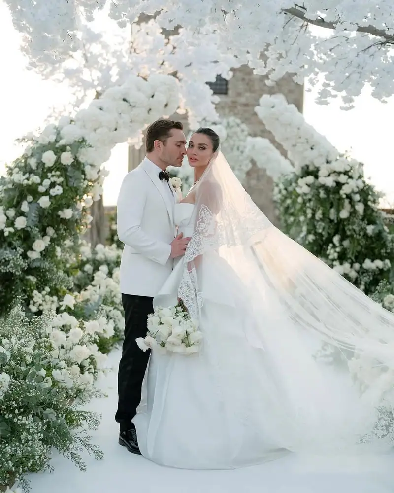 Celebrities Wedding Fashion فساتين زفاف النجمات