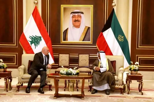 رئيس الجمهورية وصل إلى الكويت في زيارة رسمية تستمر يومين
