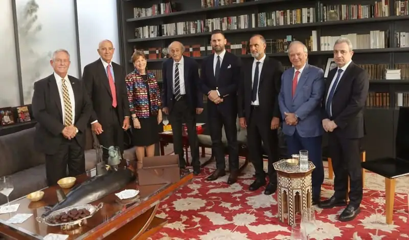 بحث الرئيس السايق للحزب التقدمي الاشتراكي وليد جنبلاط بشكل موسّع في ملف السويداء مع المبعوث الأميركيّ توم…