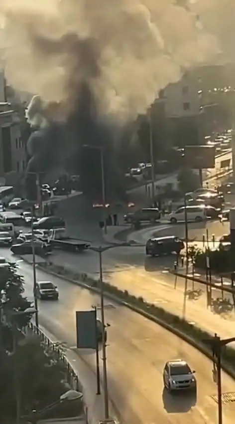 يشهد وسط بيروت في هذه الأثناء تحرّكًا احتجاجيًا في ساحة رياض الصلح دعت إليه رابطة قدماء القوى المسلحة اللبنانية،