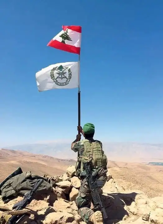 نقلت صحيفة "معاريف" عن مصدر عسكري إسرائيلي قلقه من عجز الجيش اللبناني عن تنفيذ التزاماته في اتفاق وقف إطلاق النار