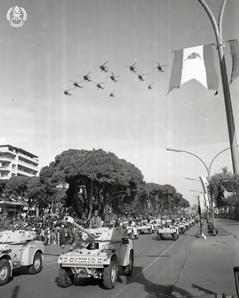 عرض عسكري تاريخي للجيش بمناسبة عيد الاستقلال 1972