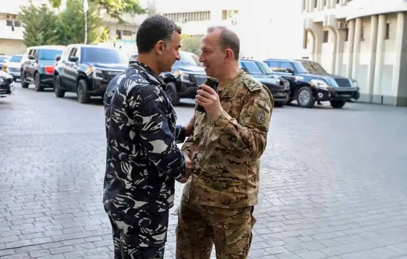 بمناسبة عيدي الميلاد ورأس السنة عٌقِد لقاءٌ في المديريّة العامّة لقوى الأمن الدّاخلي جمع قادة الأجهزة…