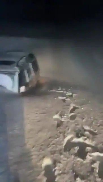 إنقاذ شبان علِقوا بالثلوج لمدة ٢٤ ساعة بين جرود اليمونة والعاقورة على ارتفاع يفوق 2150 متر بعد أن غمرت الثلوج…