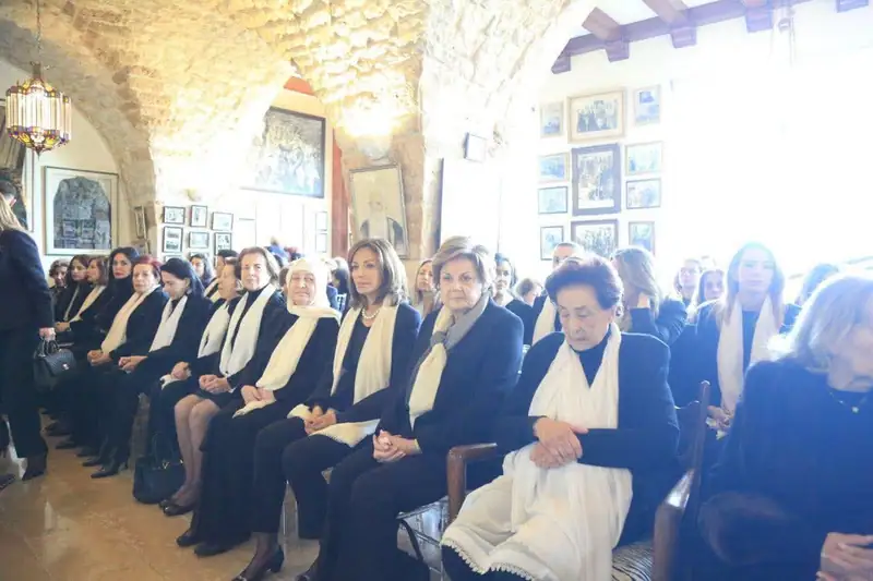ال أرسلان وآل جنبلاط يشيّعون الأميرة نجوى مجيد أرسلان في مأتم مهيب بخلدة