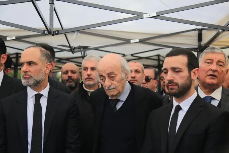 ال أرسلان وآل جنبلاط يشيّعون الأميرة نجوى مجيد أرسلان في مأتم مهيب بخلدة