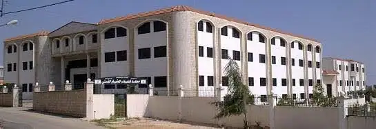 تصعيد خطير جنوبًا: استهداف مرافق حيوية وخدماتية