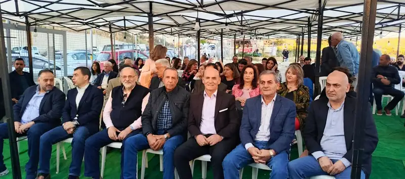 افتتاح حاشد لمطعم العلم في رويسات صوفر
